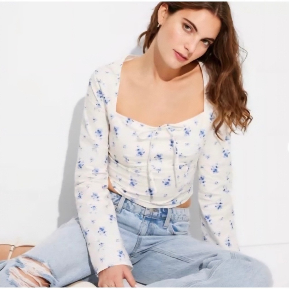 Wild Fable Floral Crop Top Womens Large Off-White Blue Long Sleeve Square Neck